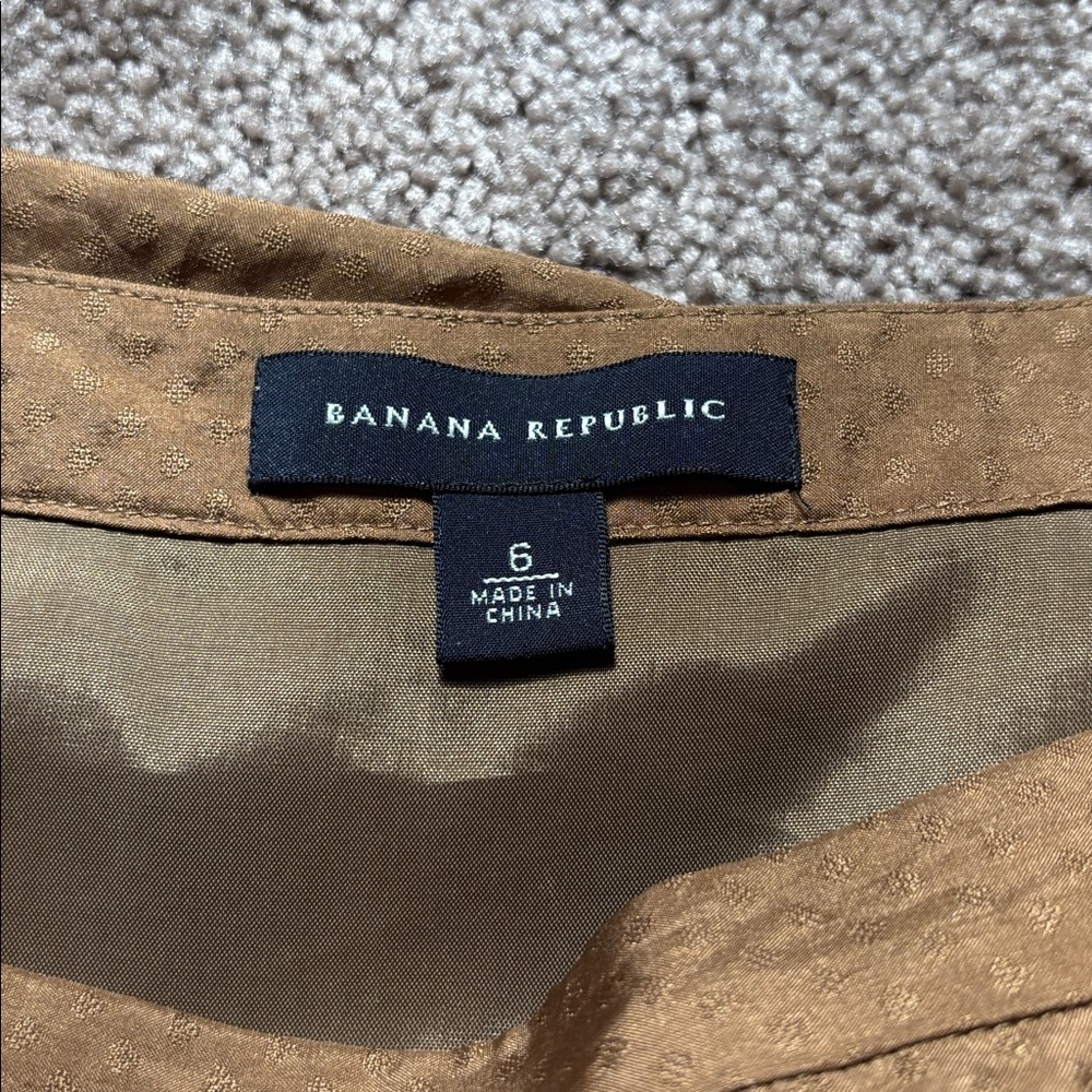 Banana Republic Bronze Ruffle Skirt - Picture 2 of 4
